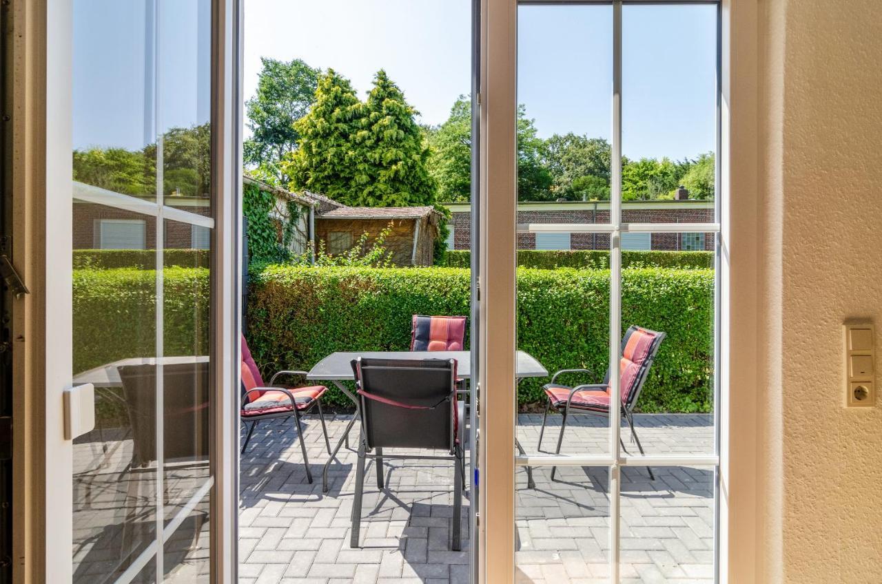 Ferienhaus Sonnenschein - Wohnung 1 Norden Bagian luar foto