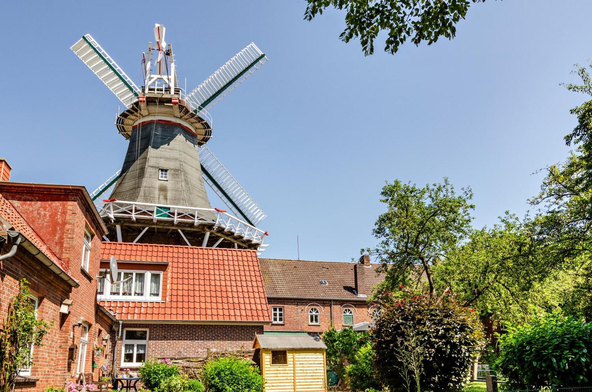 Ferienhaus Sonnenschein - Wohnung 1 Norden Bagian luar foto